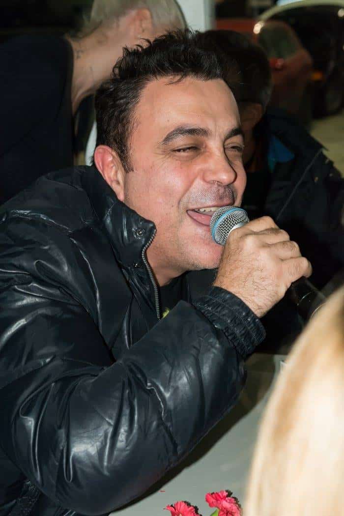 Χάρης Ακριτίδης βιογραφικό σήμερα! Η προσωπική ζωή, η ηλικία, το ύψος, η καταγωγή, οι σπουδές, και τα τραγούδια 3
