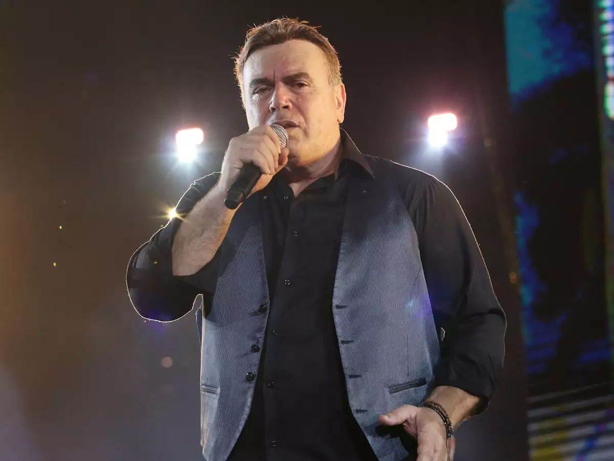 Μανώλης Λιδάκης