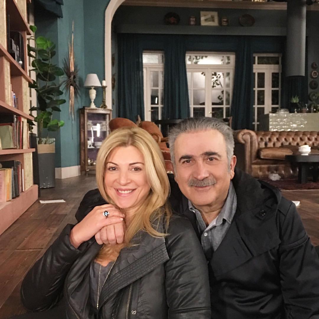 Λάκης Λαζόπουλος βιογραφικό ηλικία ύψος, η ΚΟΡΗ, ο γάμος και 2 θάνατοι που τον σημάδεψαν 9