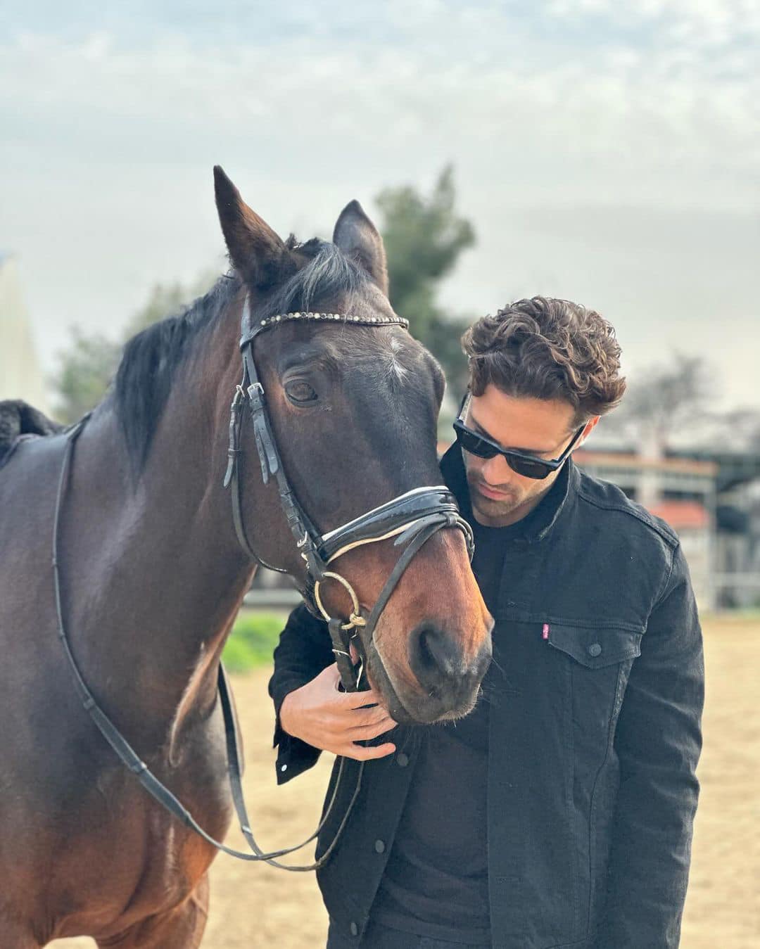 argyros υψος: Σε ποια ηλικία έγινε πατέρας. Το βιογραφικό του! 7