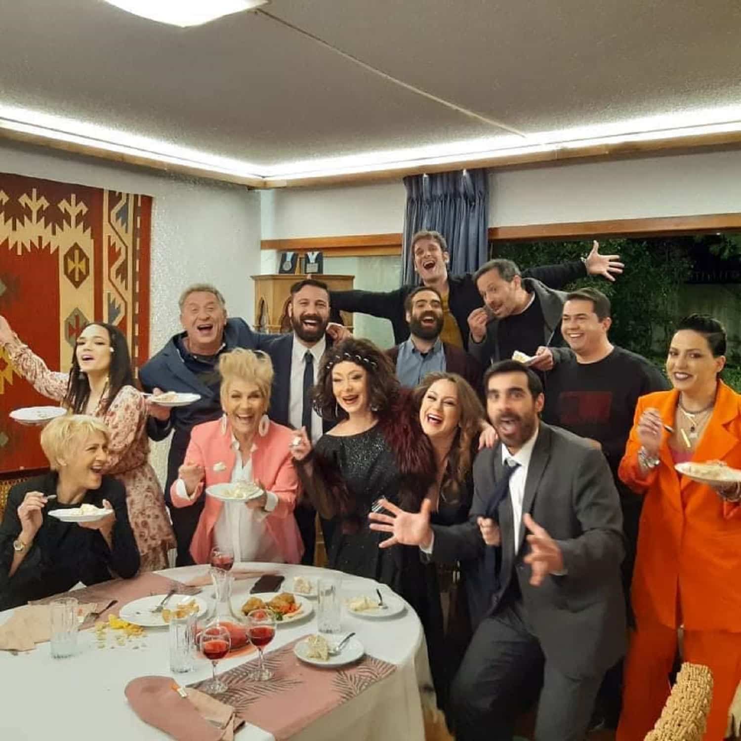 Χρύσα Ρώπα βιογραφικό, ηλικία! Η υιοθεσία, ο θάνατος της αδερφής της ο αγώνας για επιβίωση 1