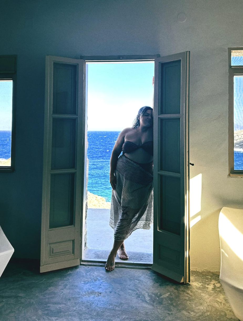 Δανάη Μπάρκα ηλικία και Παράπονα, παράπονα, παράπονα...