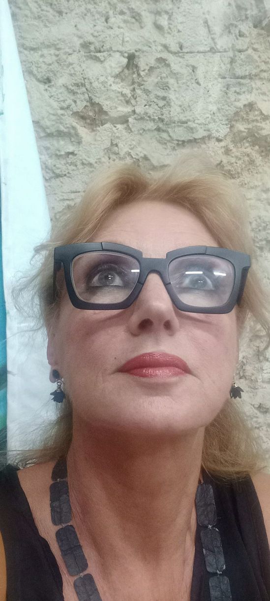 Κατερίνα Ζαχαροπούλου