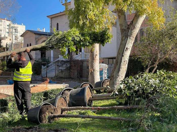 Γλυφάδα Πλατεία Καραϊσκάκη! Η ανάπλαση πολύ σύντομα ολοκληρώνεται