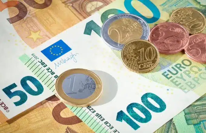 μισθούς του 2025