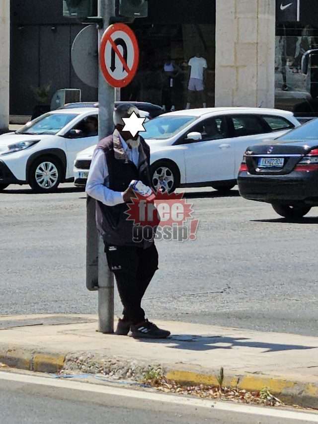 Νότια προάστια Γλυφάδα! Στο πιο κεντρικό φανάρι! Είναι ο άορατος ο κύριος;